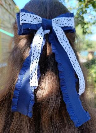 Синие школьные бантики