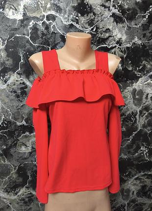 Фирменная рубашка only блуза кофта красная нарядная стильная праздничная с открытыми плечами на брителях