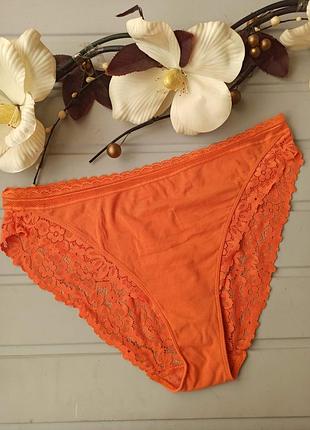 Очень красивые хлопковые трусики с кружевной попой