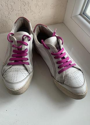 Richmond эффектные кроссовки р.36, 23 см