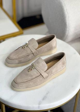 Жіночі лофери