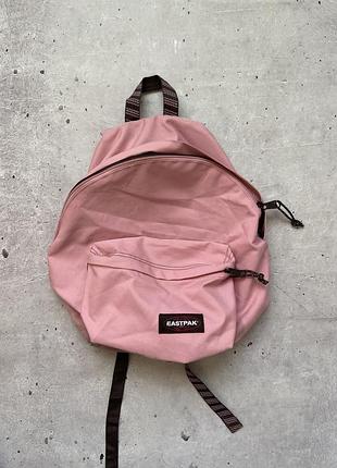 Рожевий рюкзак eastpak.