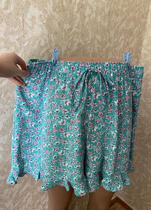 Ніжні шорти з рюшами квітковий принт великий розмір