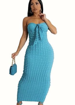 Платье силуэтное текстурированное из вискозы