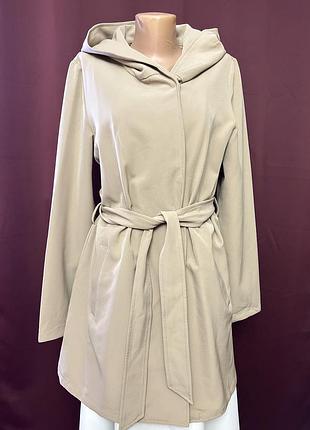 Новый легкий плащик с карюшоном от vero moda