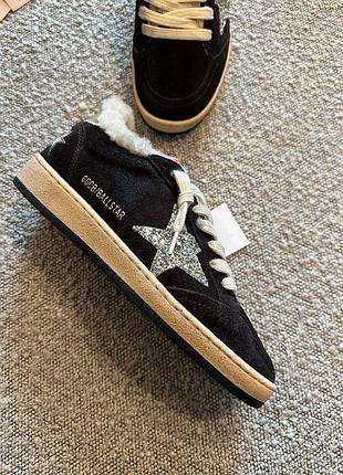 Жіночи кеди