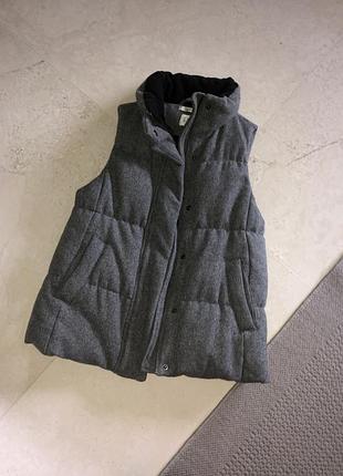 Gap шерстяна пухова жилетка безрукавка шерстяная пуховая вовняна вовна шерсть