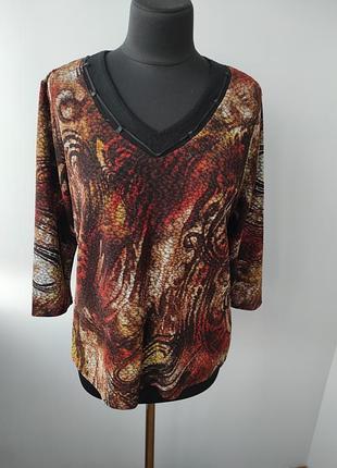Трикотажная блузка в абстрактный принт 16 р от gerard