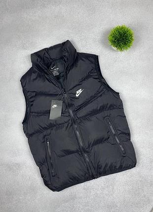 Жилетка чоловіча nike storm fit