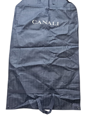 Кофр, чехол для одежды.