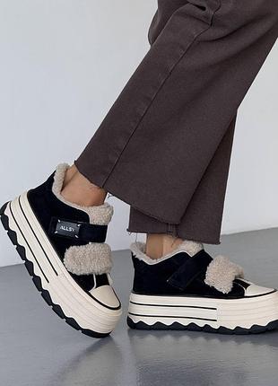 Кеди кросівки зимові з хутром замшеві на платформі на липучках жіночі чорні теплі