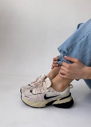 Женские кроссовки nike