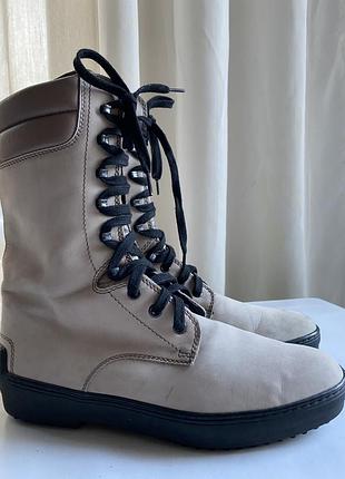 Черевики ботильйони на шнурівці