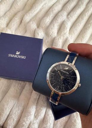 Продам оригінальний жіночий годинник swarovski