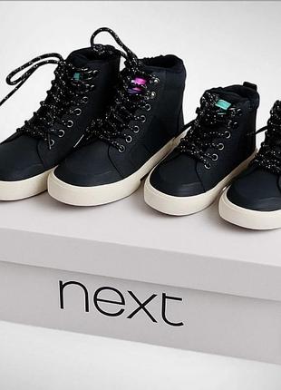 Зимние ботинки для мальчика next