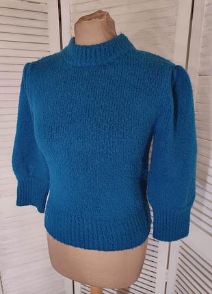Свитер цвета морской волны