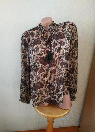 Блуза в цветы