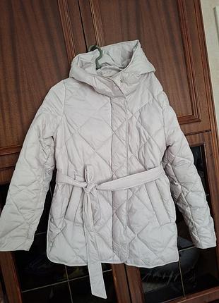 Куртка осень/весна, в идеальном состоянии, 46 размер.
стоимость 500 грн