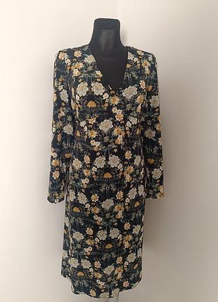 Сукня жіноча