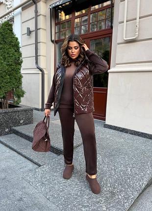 Шоколадний спортивний костюм з жилеткою шоколадний спортивний костюм батал