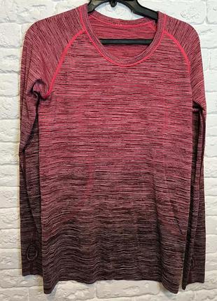 Фірмовий спортивний лонгслів