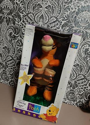 Игрушка интерактивная тигр из винни пух от disney