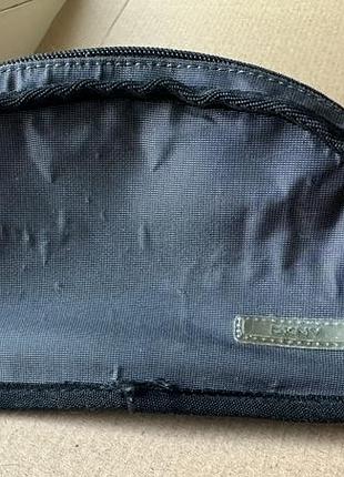 Оригінальна косметичка dkny на одне відділення