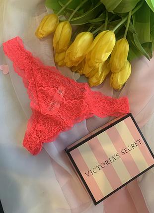 Трусики стрінги мереживні victoria's secret lace thong panty dream angels hot pink