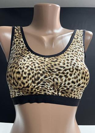 Топ без паралонових вставок)