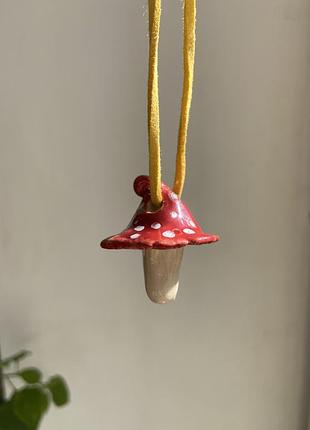 Керамічна підвіска «мухомор»