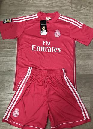 Футбольна форма реал мадрид