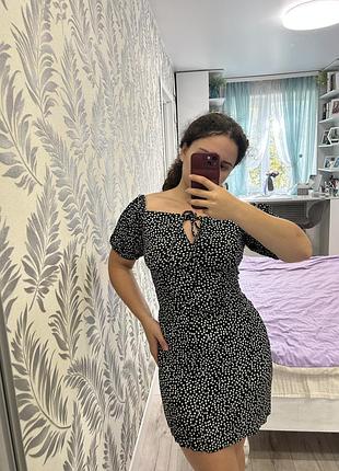 Сукня літня в  квіточку