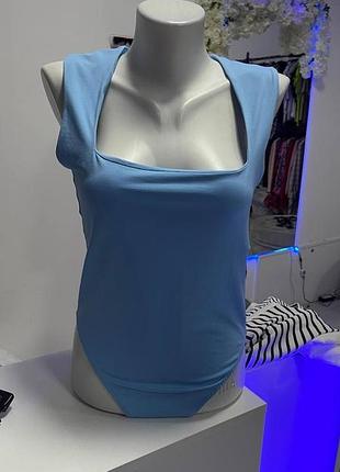 Блакитний боді від zara ніжному свіжому відтінку.
