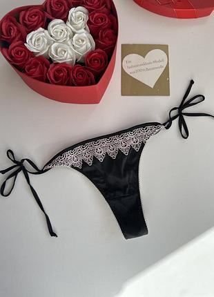 Красиві мати нові трусики стринги на завʼязках від h&m 💙💛