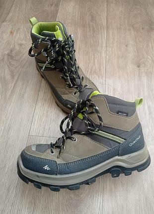 Дитячі черевики водонепроникні .