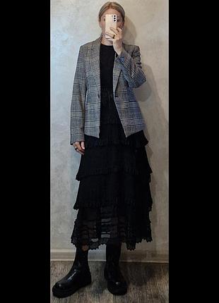 Серый жакет блейзер пиджак в клетку mango