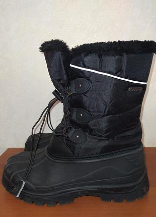 Чоботи mountain 35  розмір