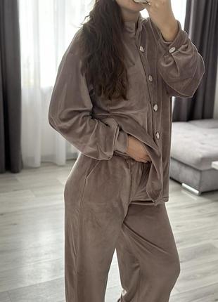 Жіноча велюрова піжама