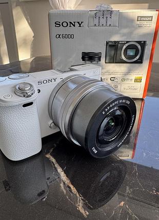 Фотоапарат sony a6000( офіційний з документами)