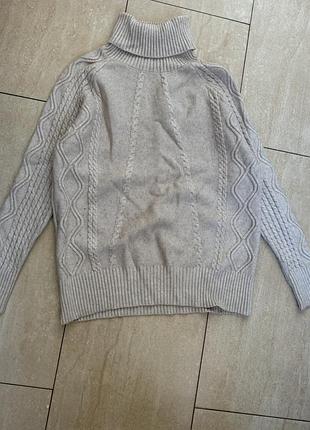 Светр під горло