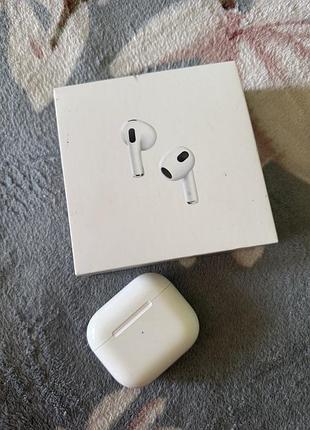 Оригінальні airpods 3