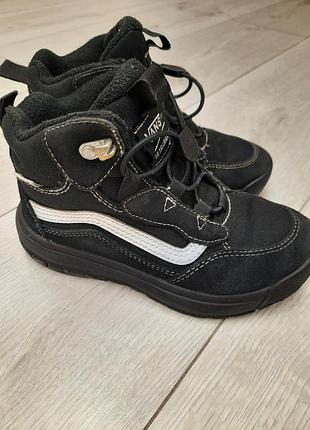 Дитячі утепленні кросівки черевики снікерси чорні vans оригінал  30,5 розмір