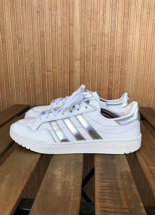 Кроссовки adidas original team court