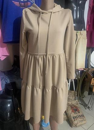 Платтячко з капюшоном