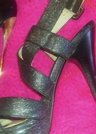 Босоніжок жіночий