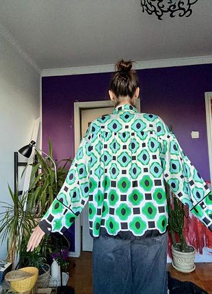 Яскрава блуза zara