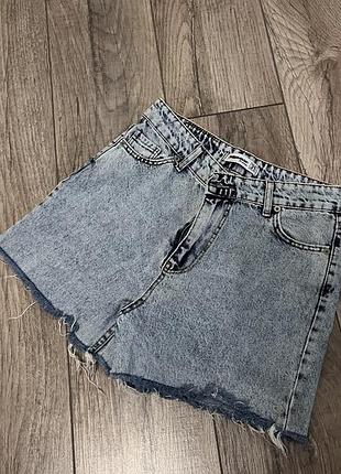 Джинсові шорти блакитні