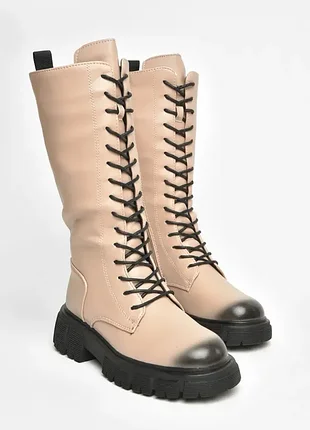 Демісезонні чоботи на шнурівці