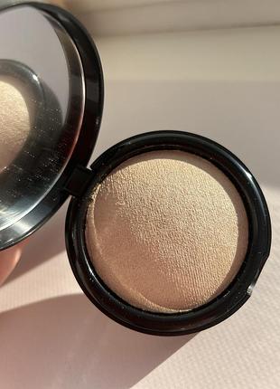 Запечений хайлайтер note cosmetique 10 g