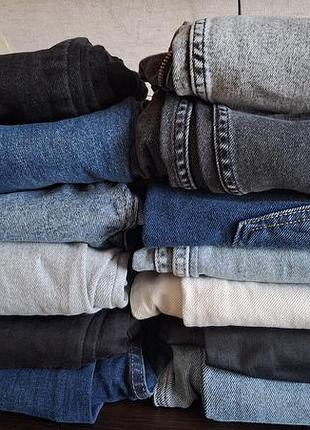 Продам джинсы все в идеальном состоянии являются модели шире, а есть более зауженные на размер xl или xxl.